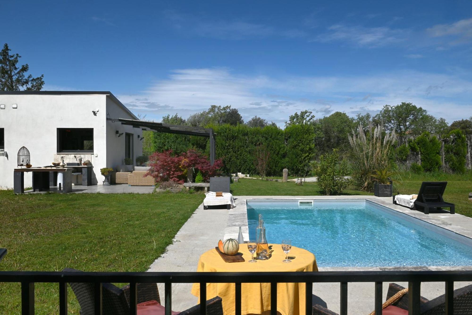 Villa Le Galinié Chic'Art. Un bel Atelier avec Piscine Carpentras Exterior foto